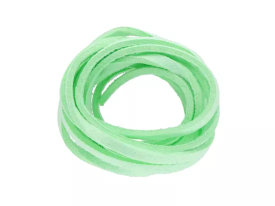 L3J22 RZEMIEŃ ZAMSZOWY 3/2 mm 1 metr