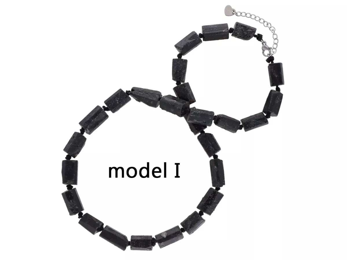 N3L38 NASZYJNIK TURMALIN CZARNY MATOWY