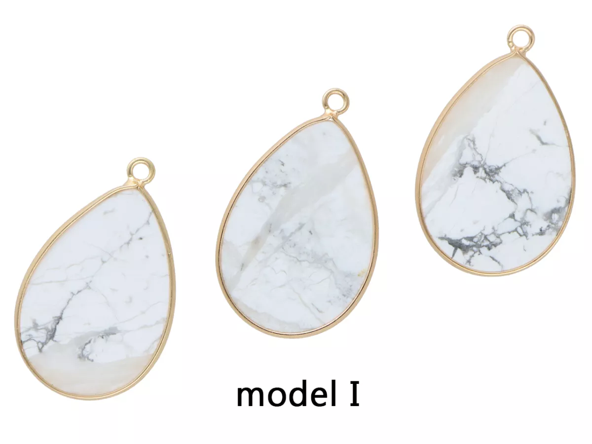 W2C03 WISIOR ZAWIESZKA HOWLIT BIAŁY