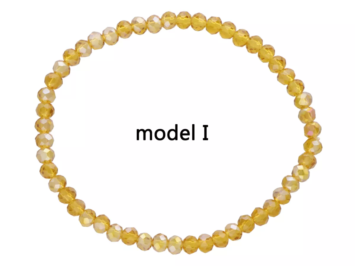 R1S68 BRANSOLETKA KRYSZTAŁKI NA GUMCE 4 mm